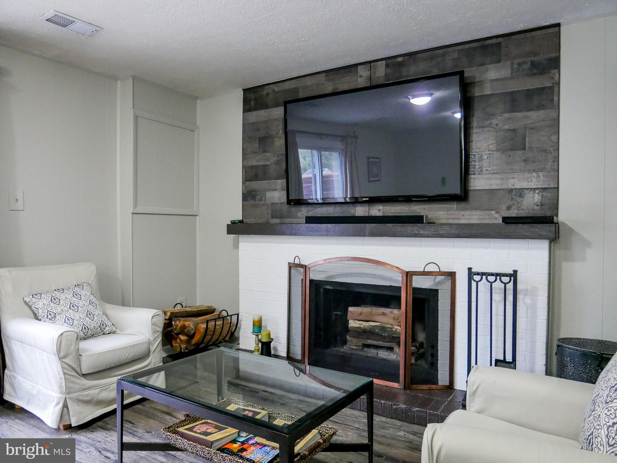 QUAIL VALLEY - Residential