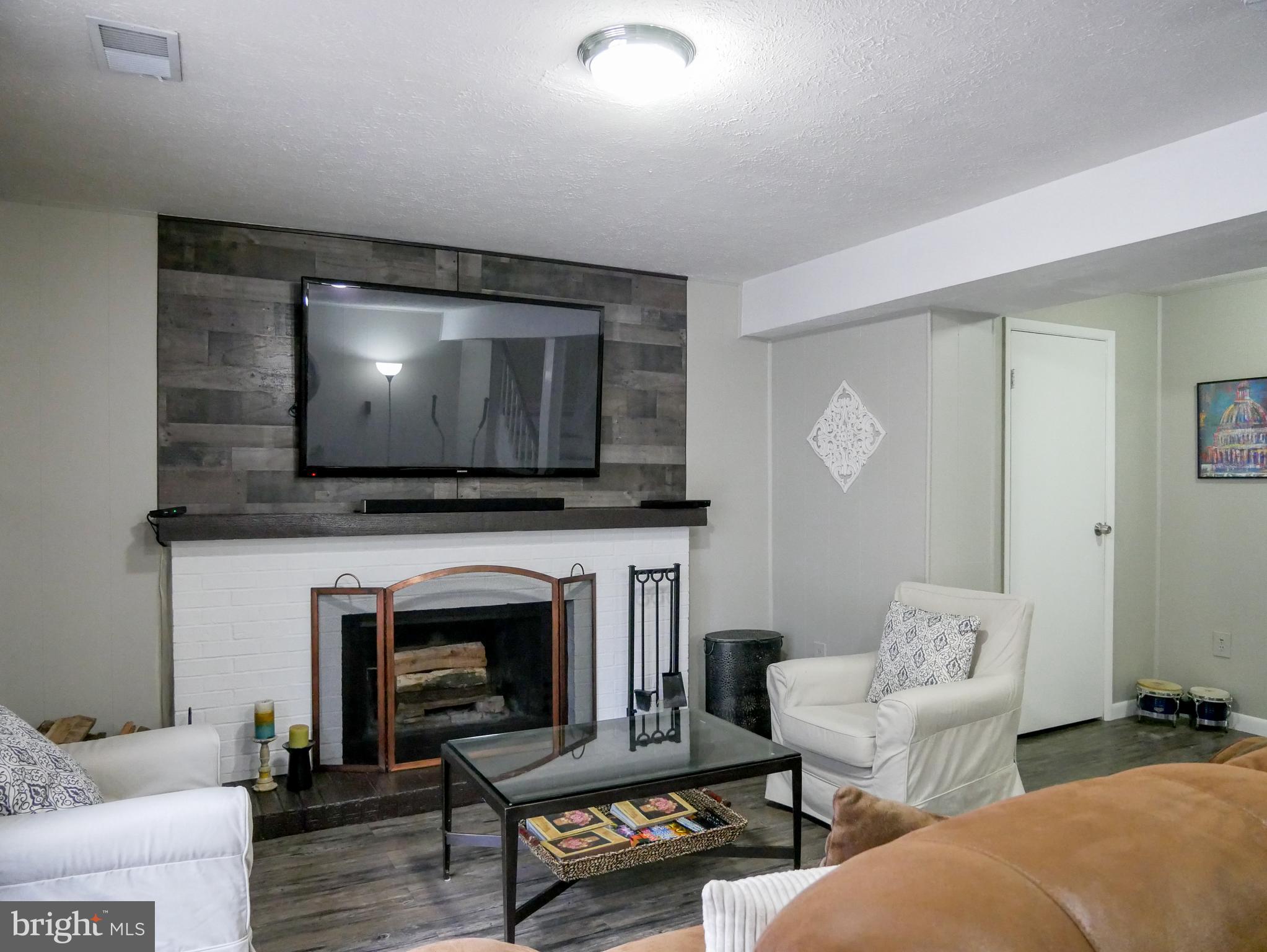 QUAIL VALLEY - Residential