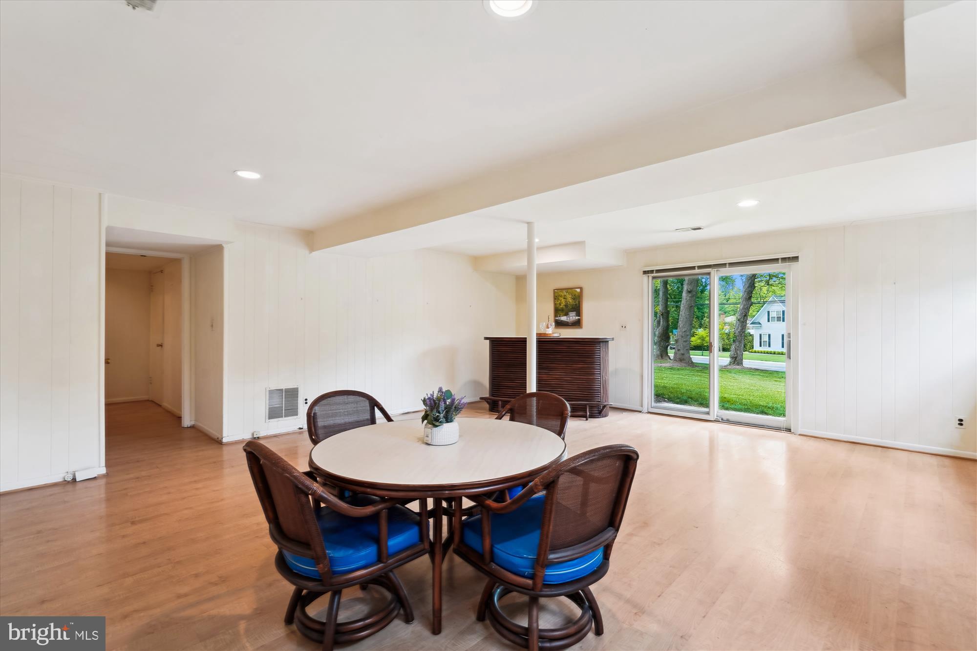 LUXMANOR - Residential