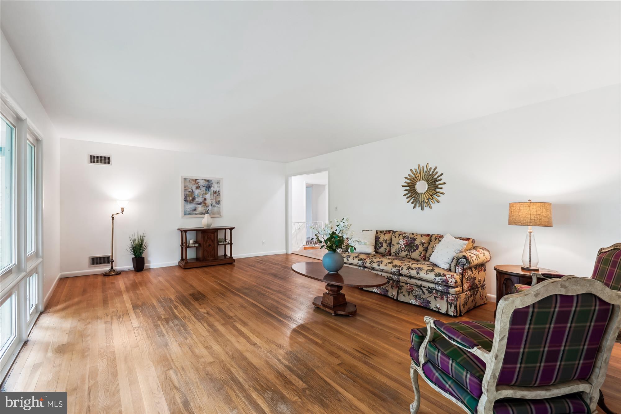 LUXMANOR - Residential