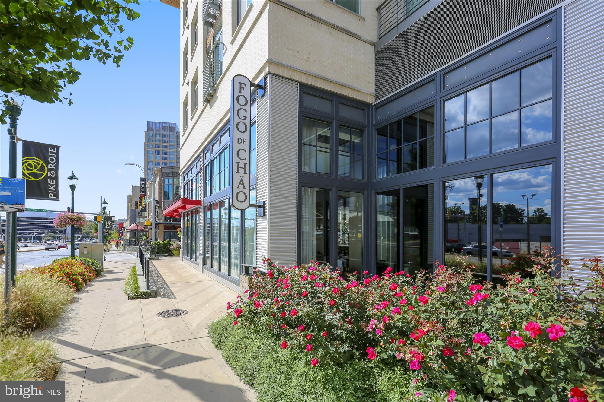 LUXMANOR - Residential