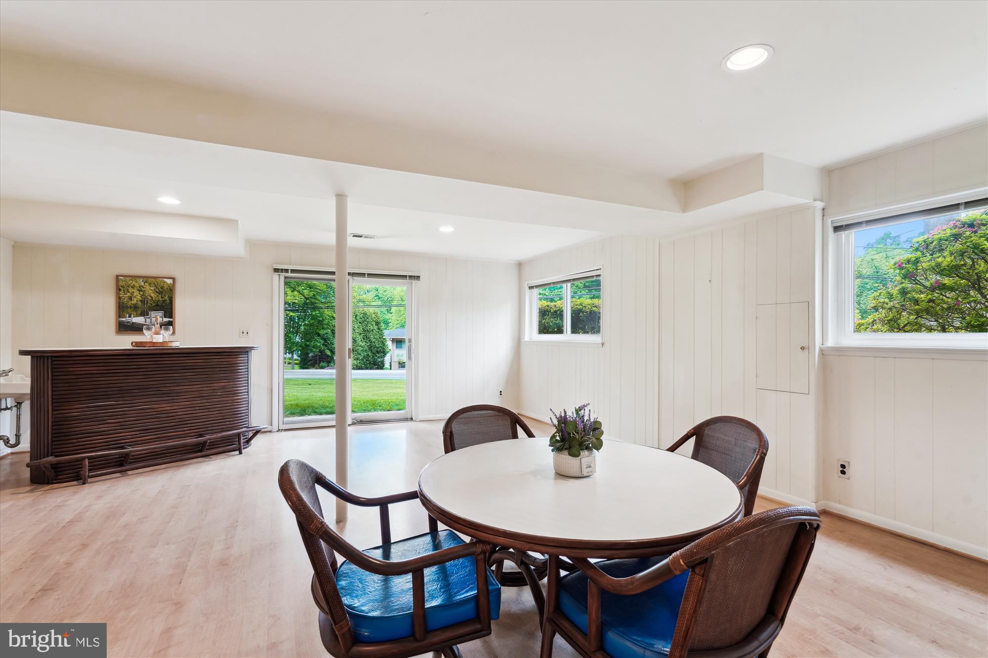 LUXMANOR - Residential