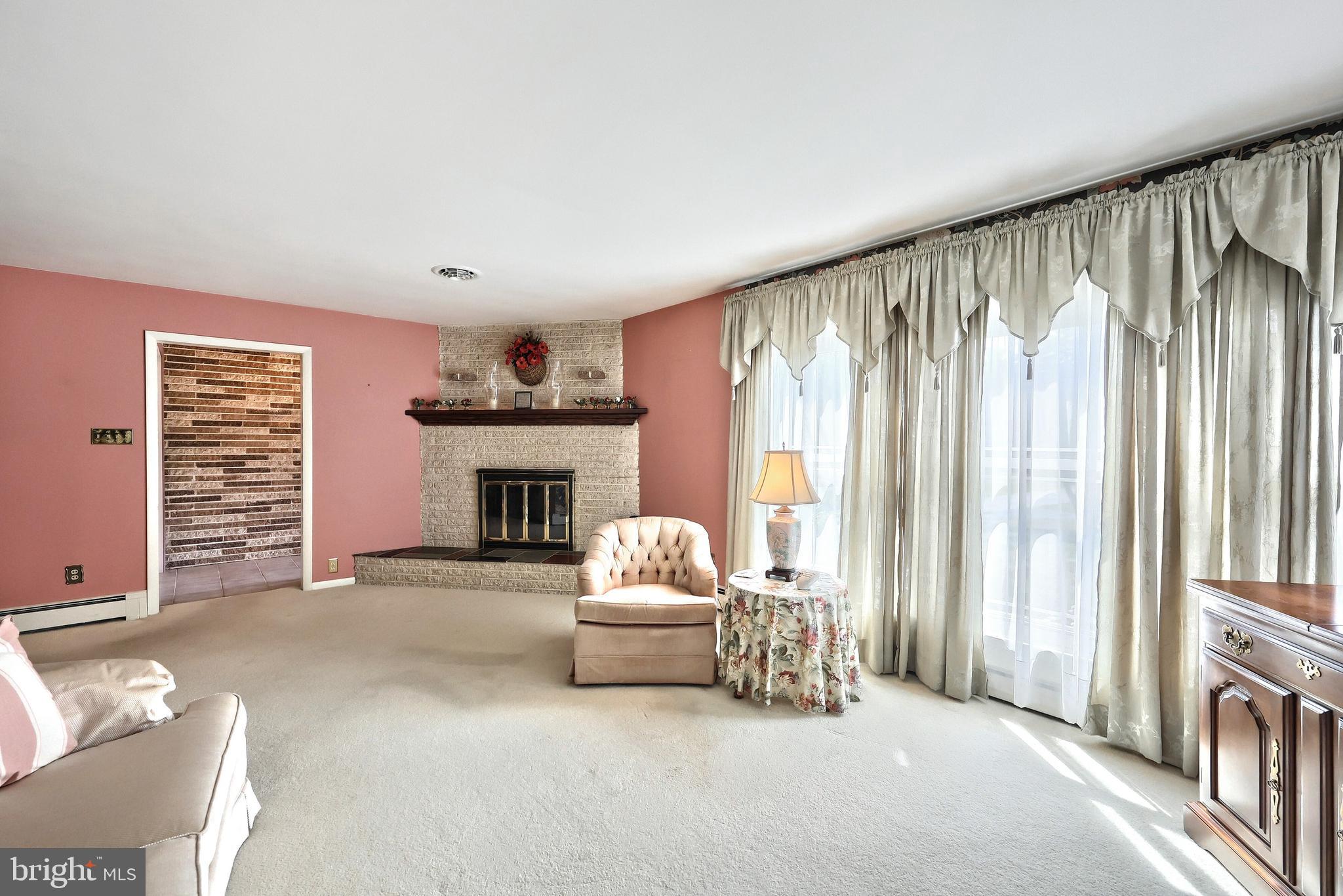 YORK SPRINGS - Residential