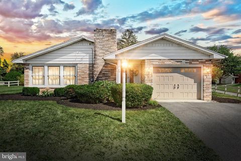 Photo of 181 Harrisburg St, YORK SPRINGS, PA 17372 (MLS # PAAD2019834)