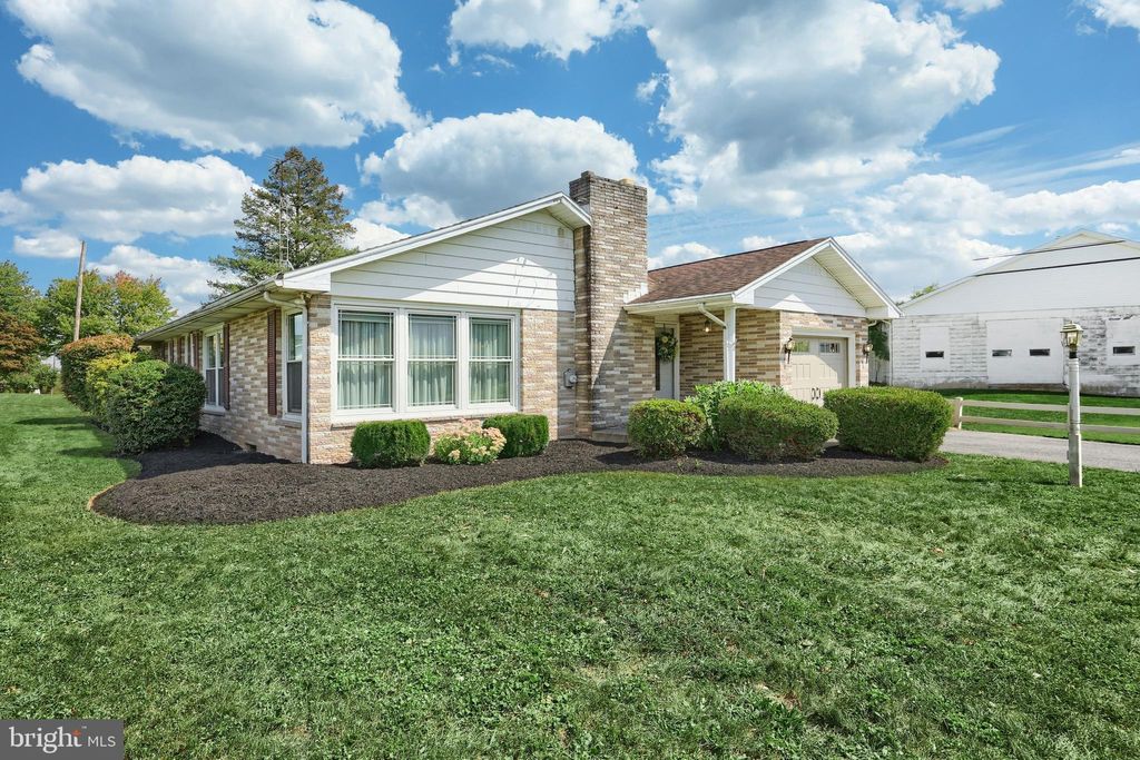 Photo of 181 Harrisburg St, YORK SPRINGS, PA 17372 (MLS # PAAD2019834)