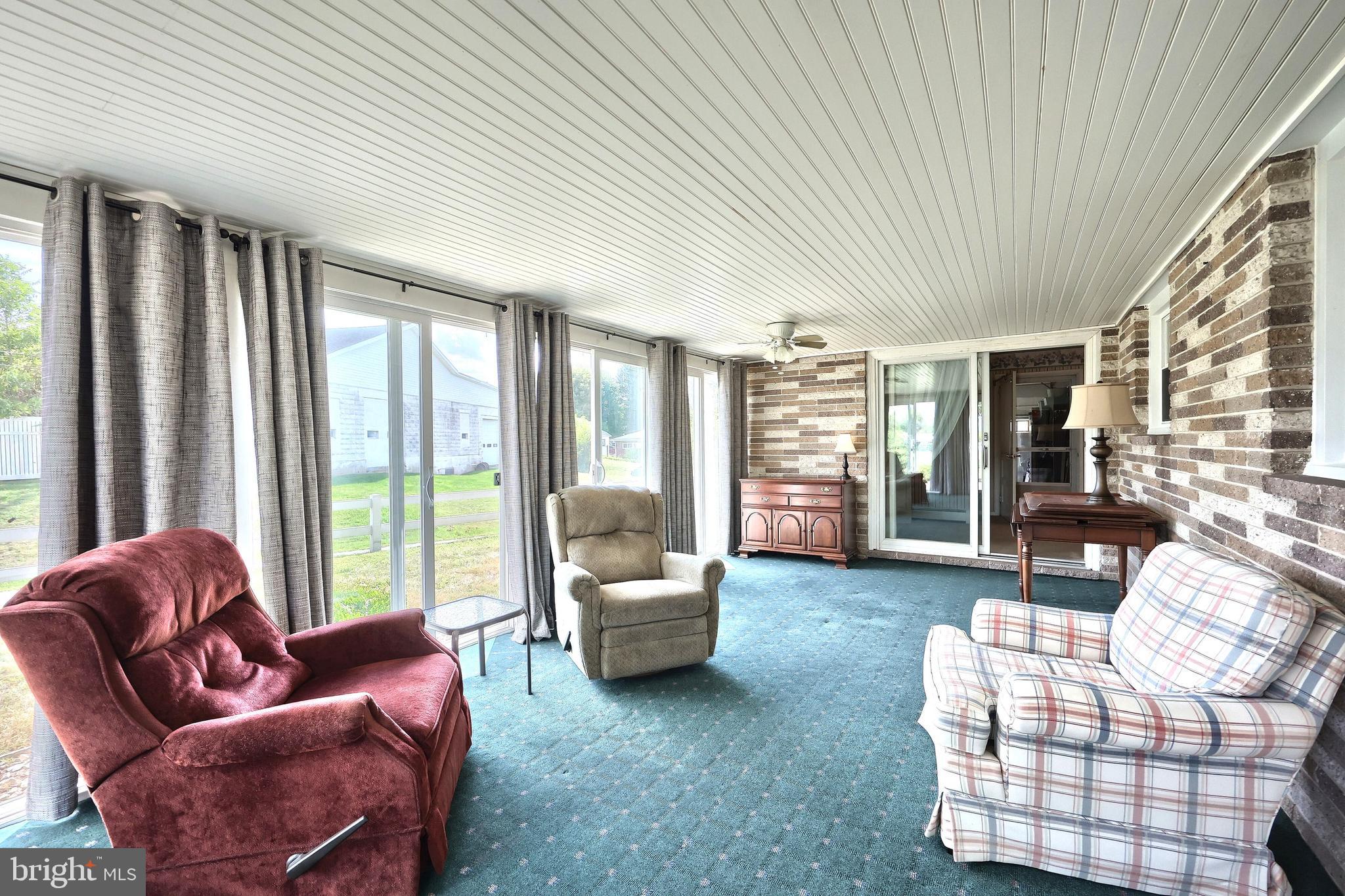 YORK SPRINGS - Residential