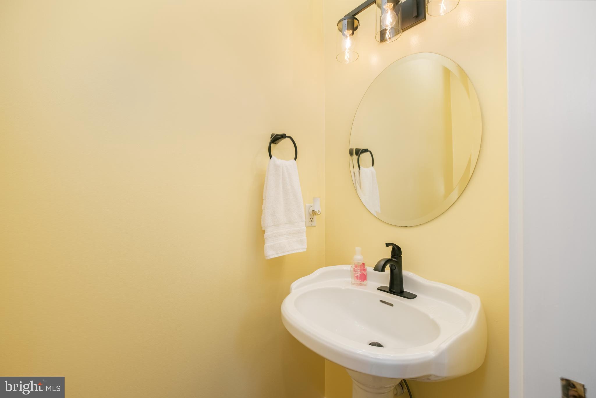 WATERSIDE AT WISP - Residential