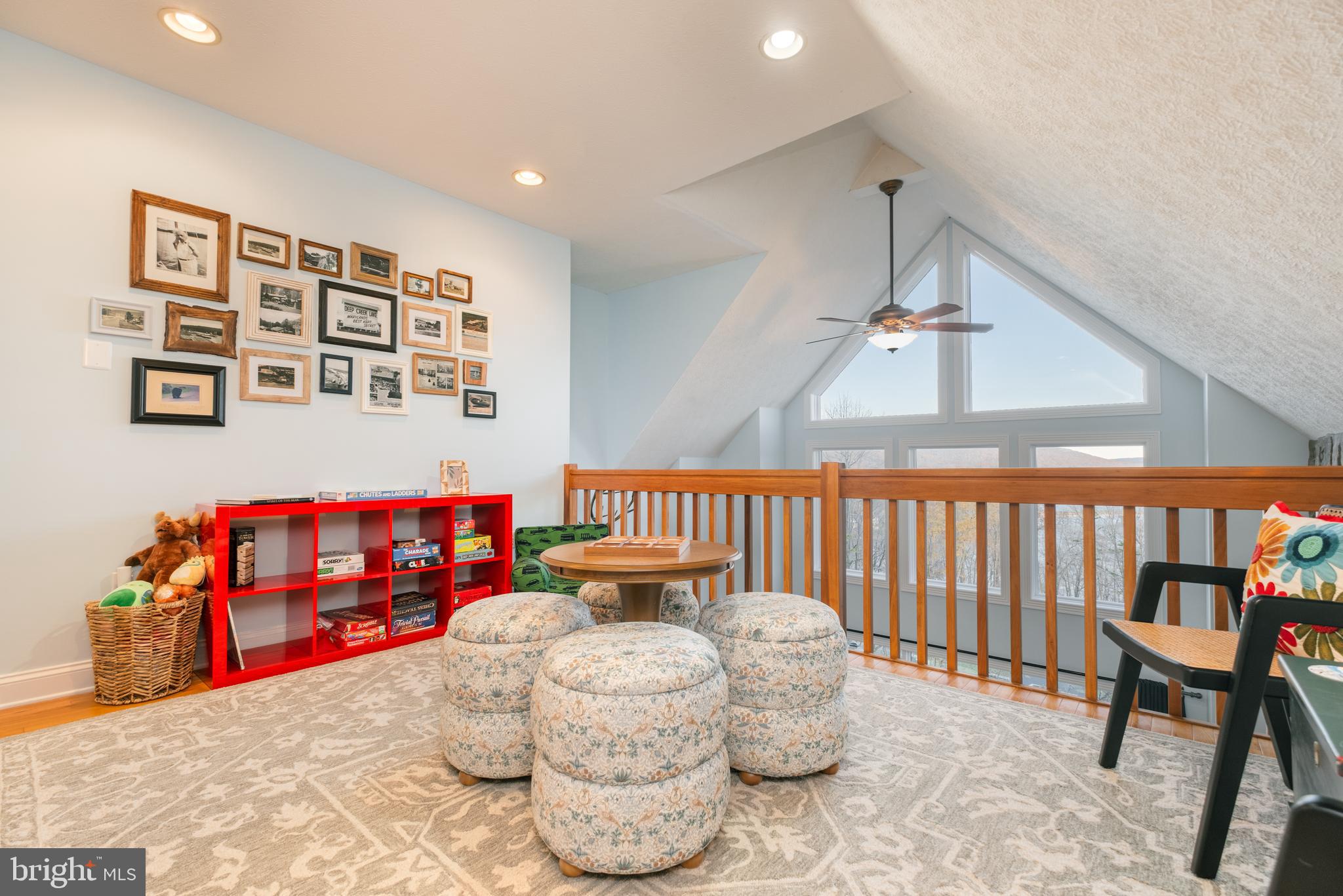 WATERSIDE AT WISP - Residential