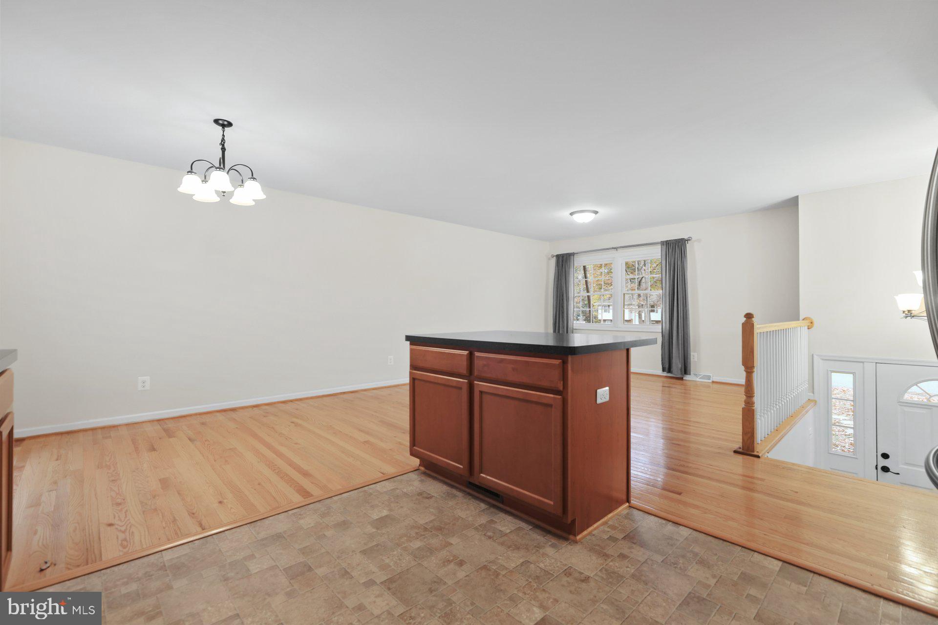 ESSEX SOUTH - Residential