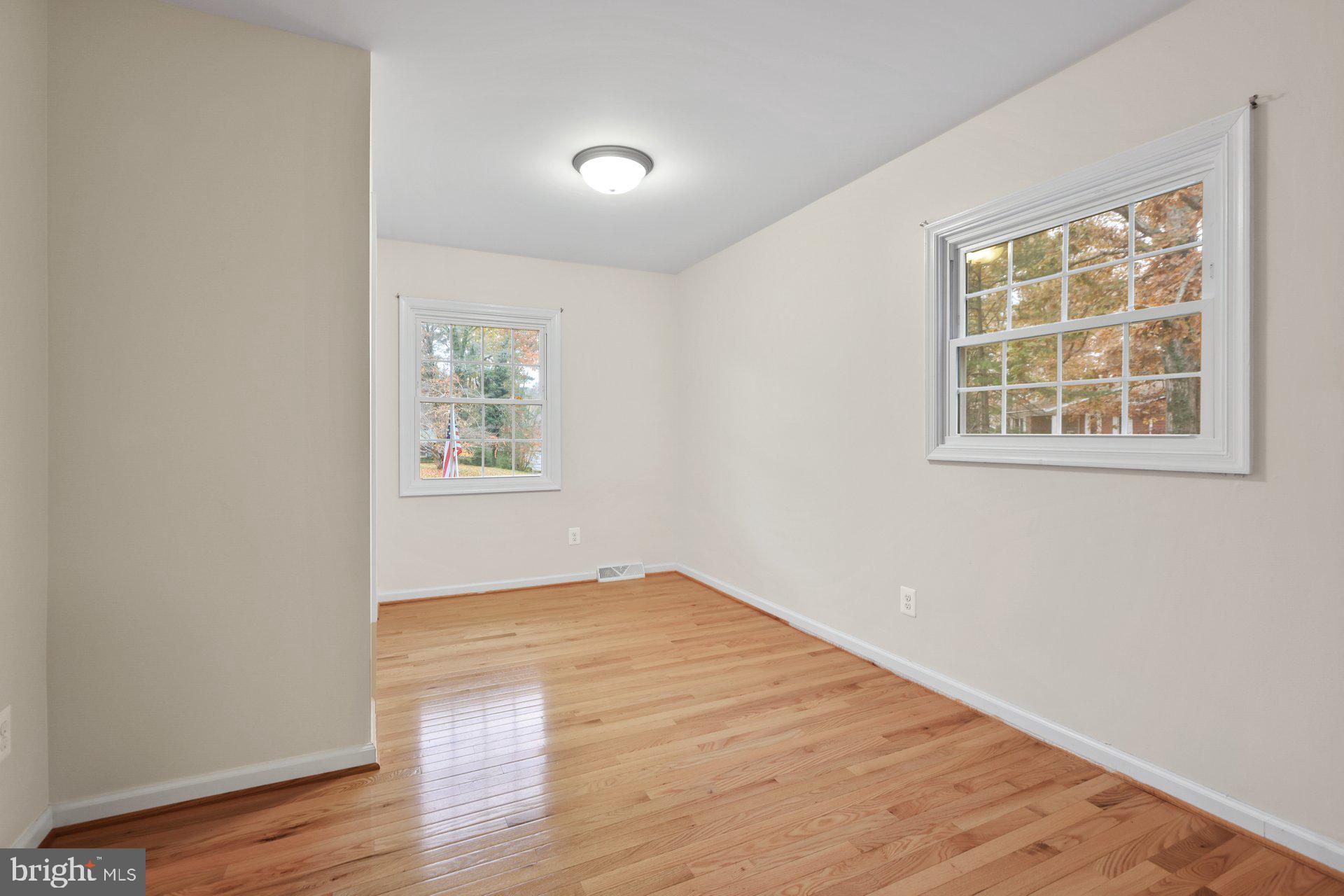 ESSEX SOUTH - Residential