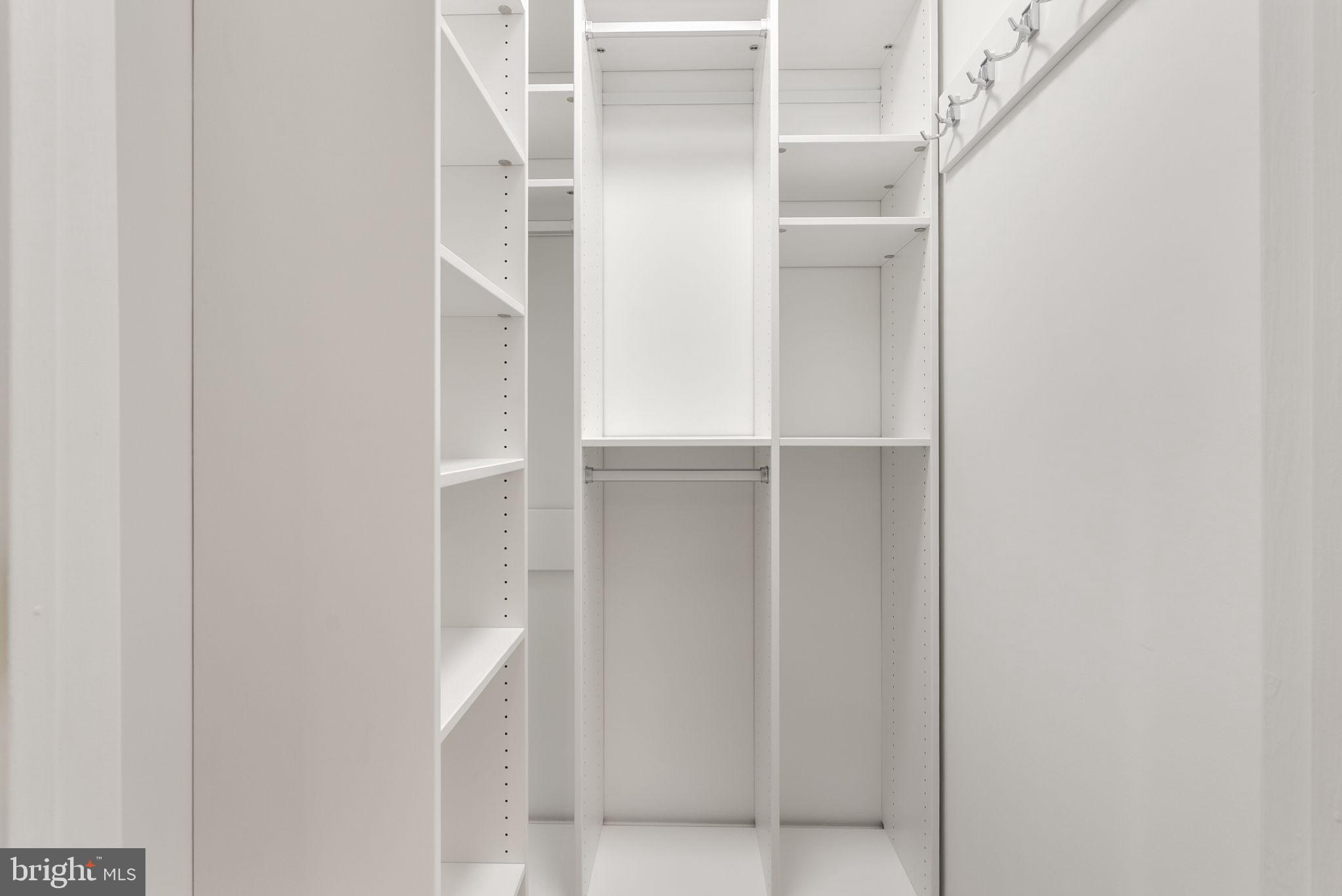 641 STRAFFAN DRIVE 102