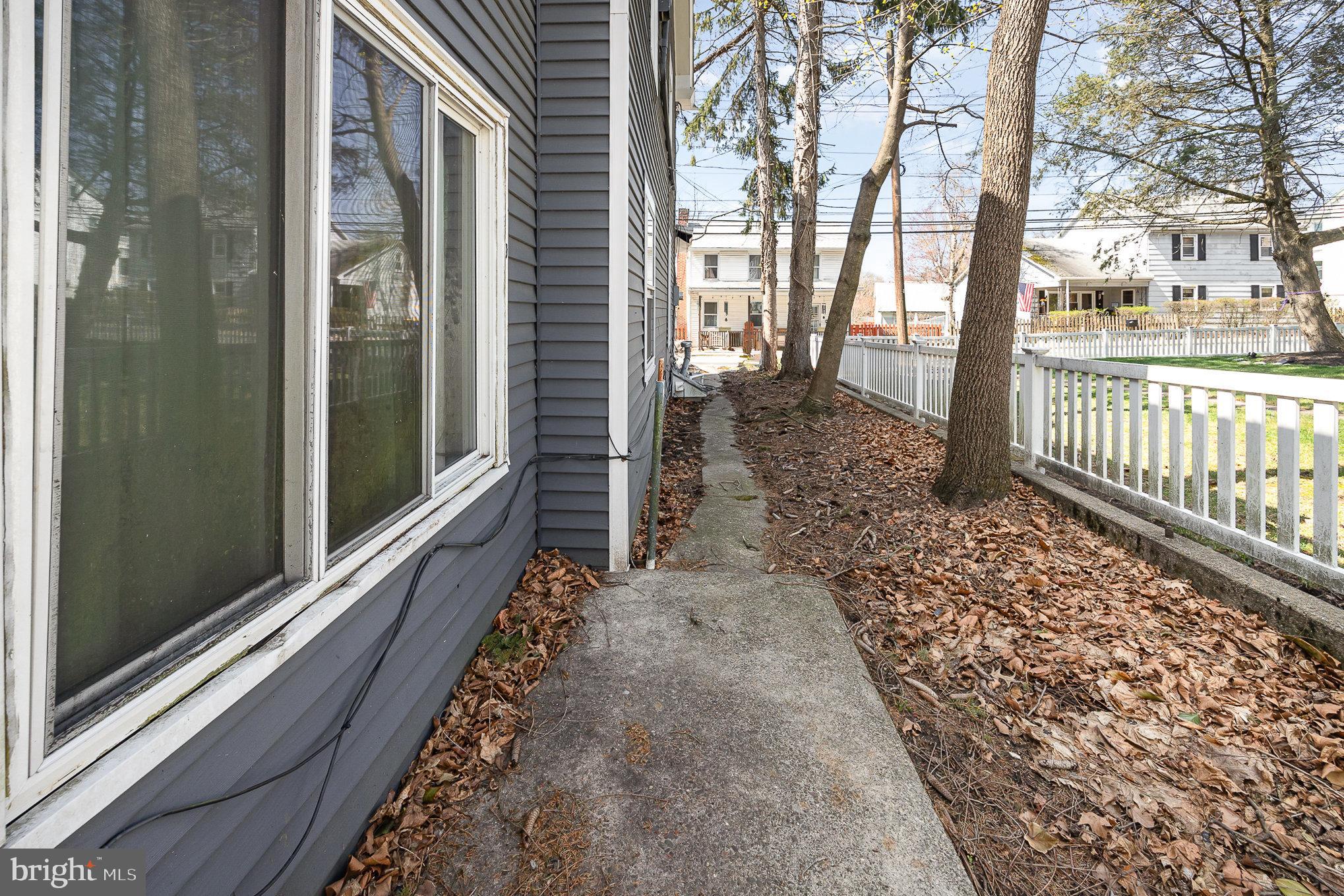 CAMP HILL BOROUGH - Residential