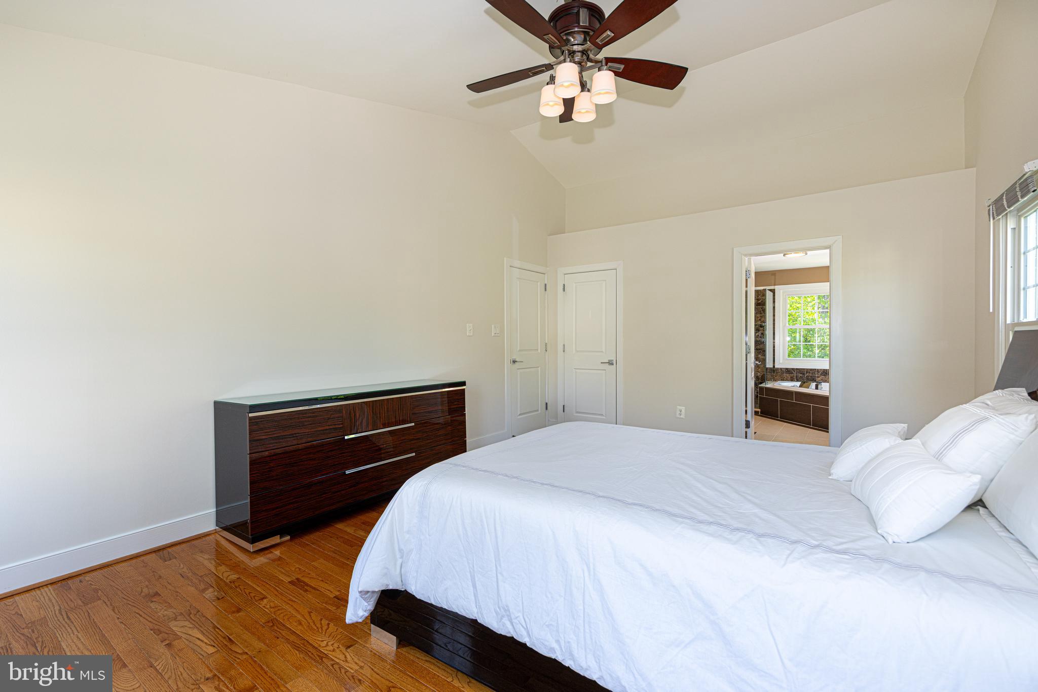 TRIPLE RIDGE - Residential