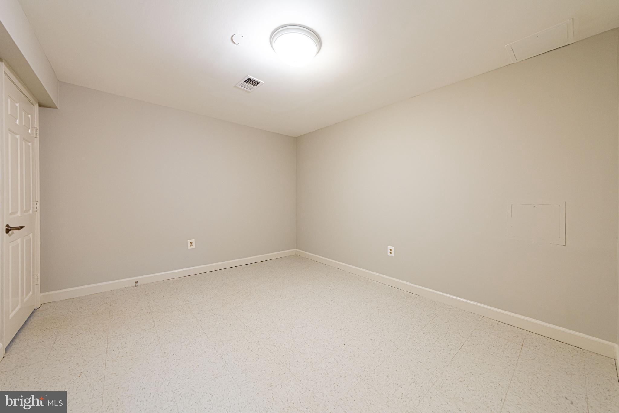 TRIPLE RIDGE - Residential