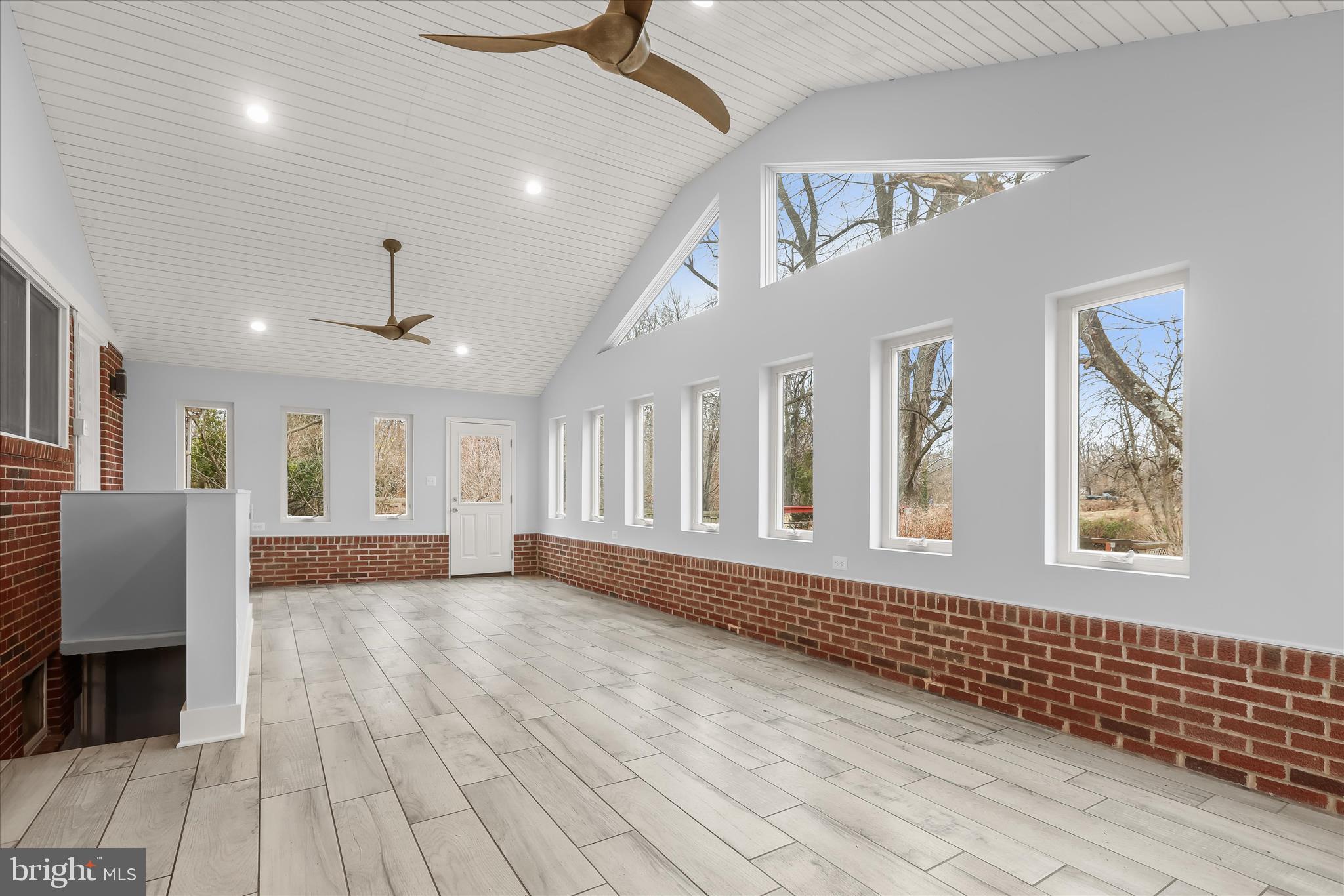 WOODSTOCK - Residential