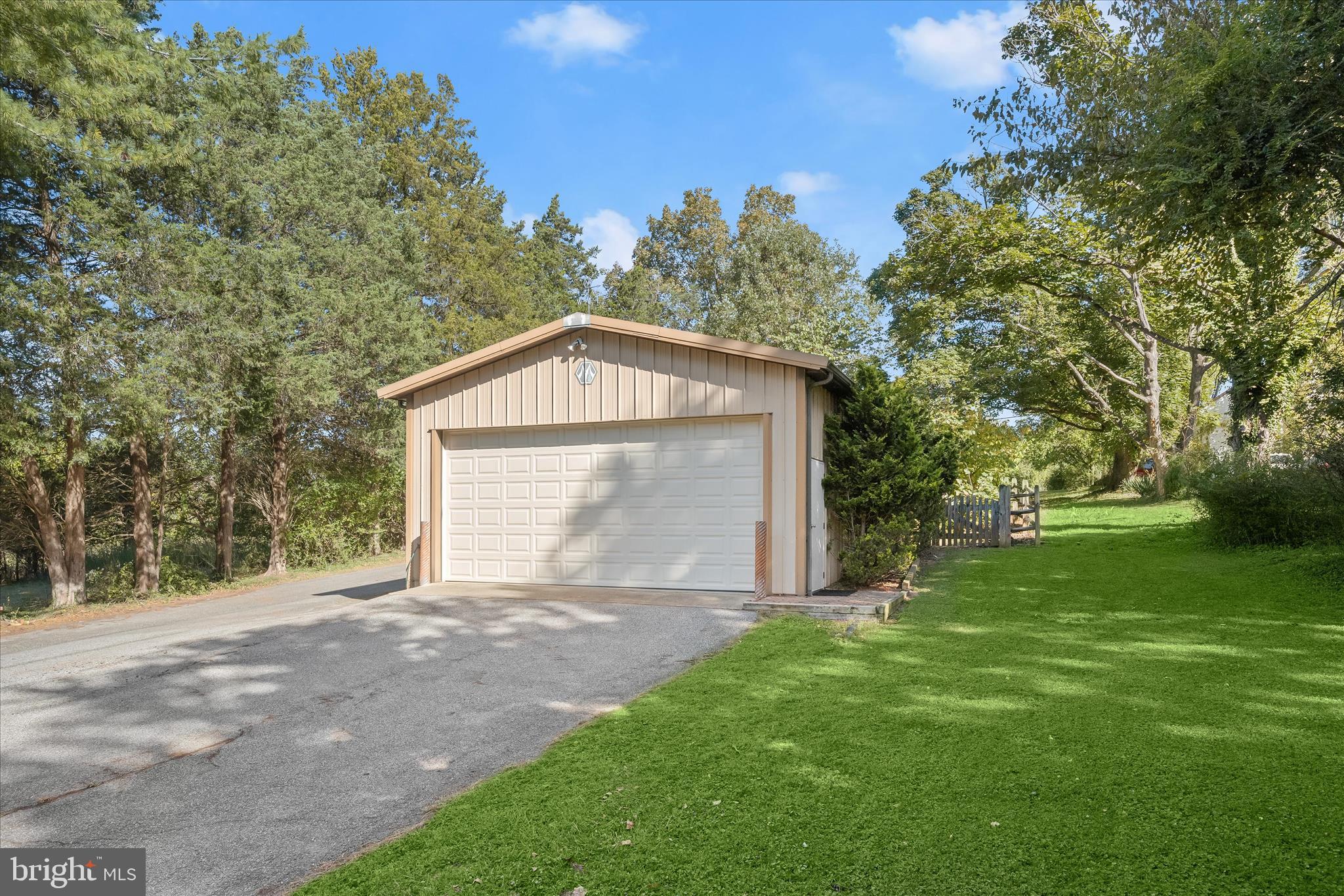 WOODSTOCK - Residential