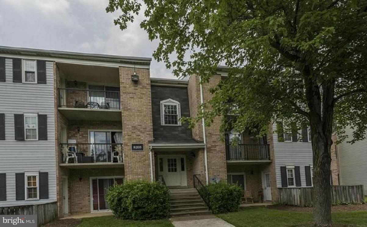 FLOWER HILL - Residential Lease