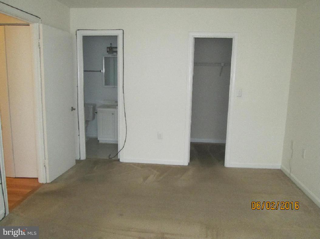 FLOWER HILL - Residential Lease