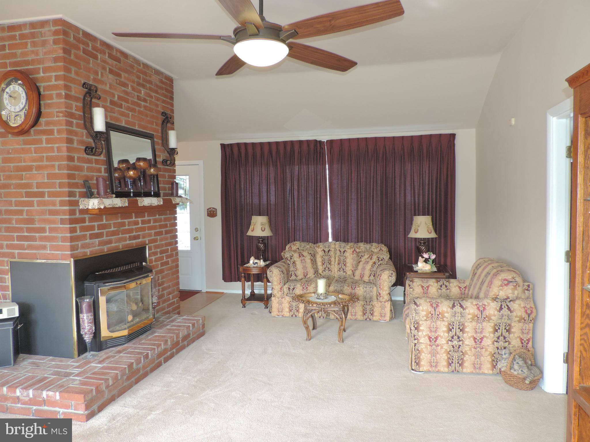 ABERDEEN HILLS - Residential