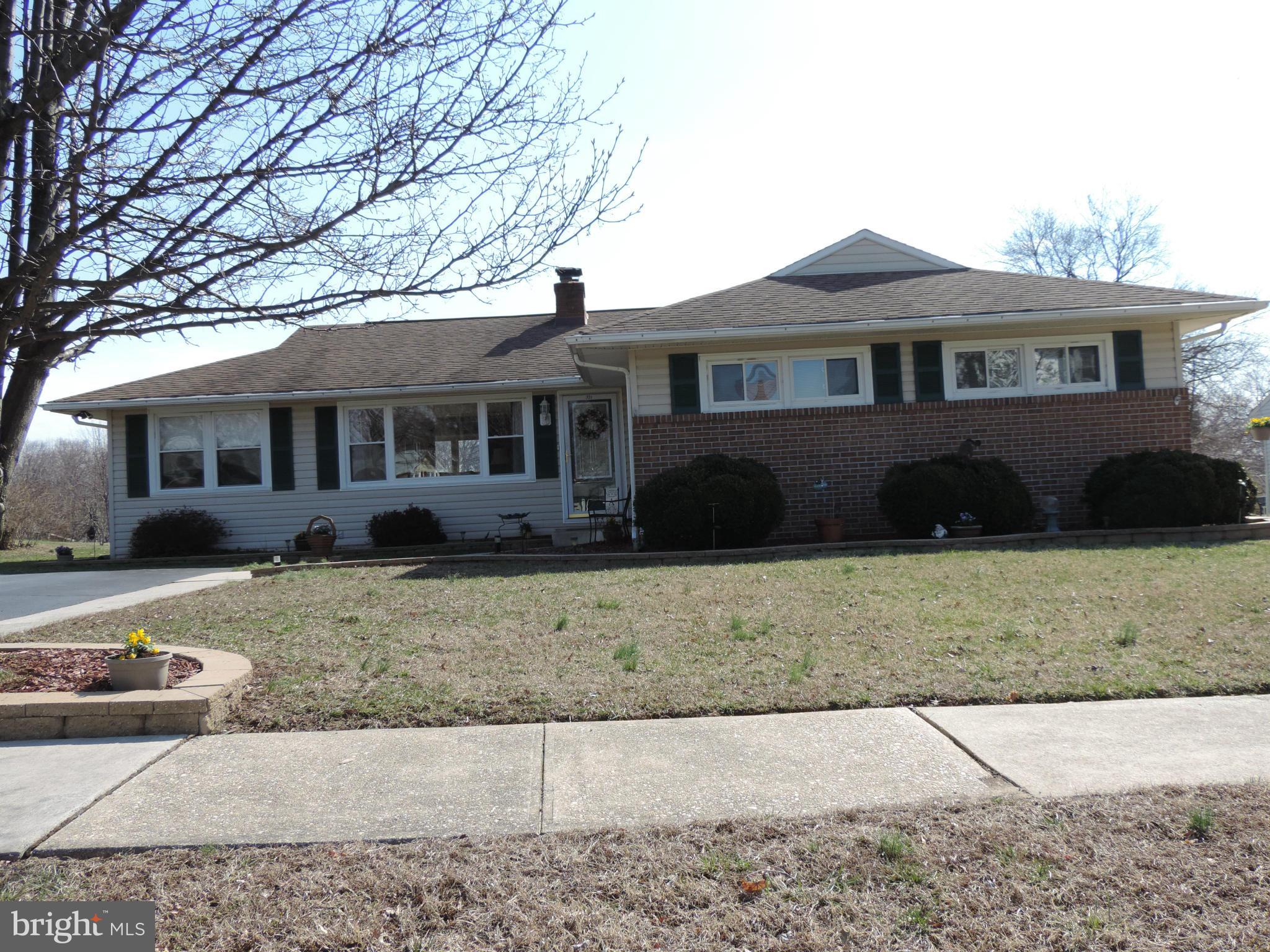 ABERDEEN HILLS - Residential