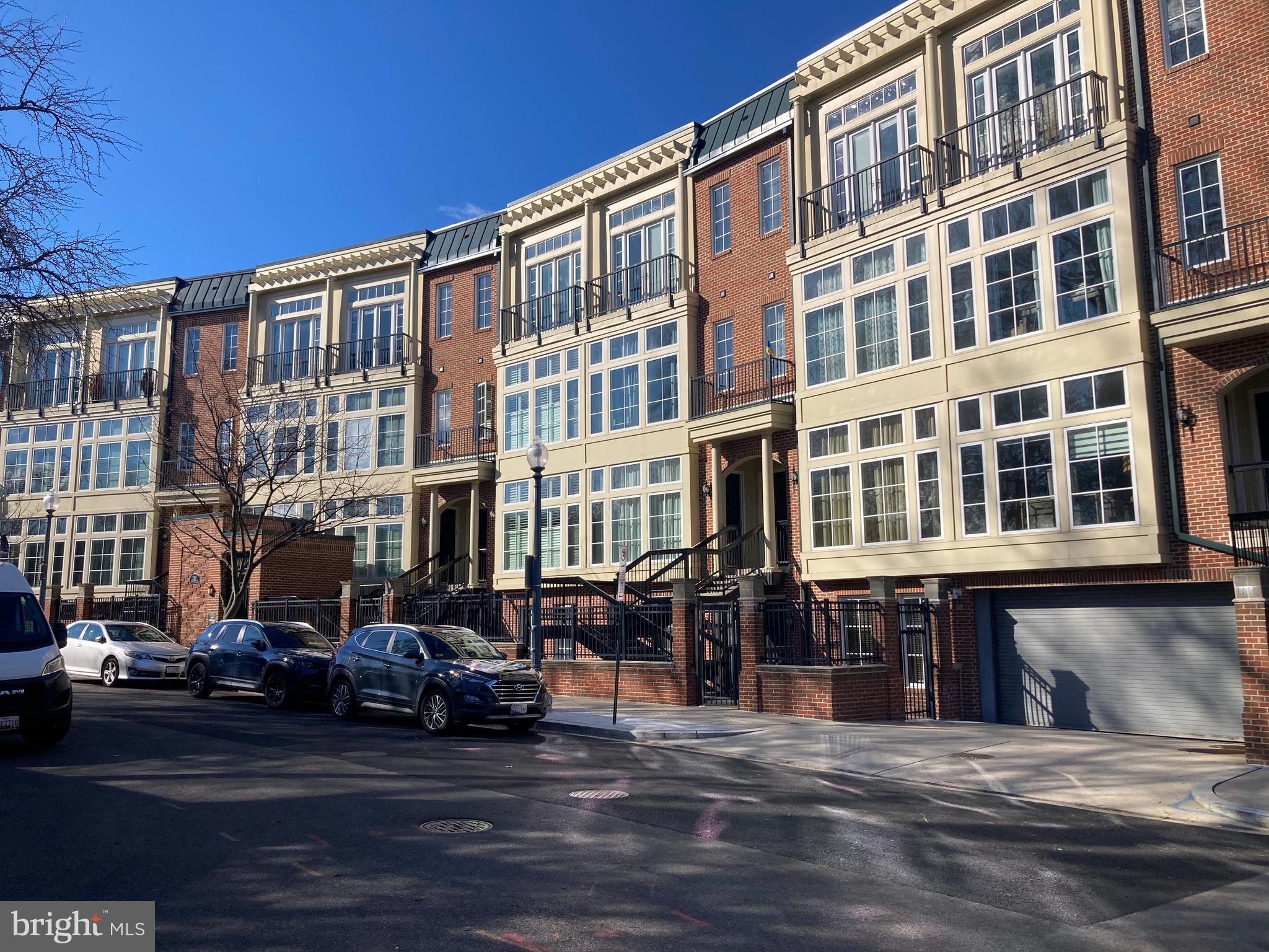 2200 17TH STREET NW G-63