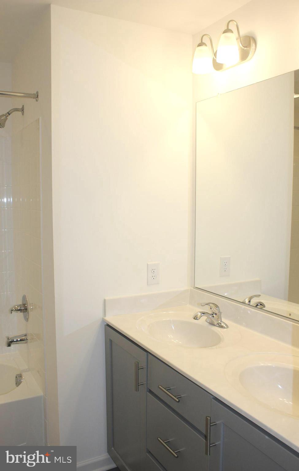 FREEDOM MANOR - Residential Lease