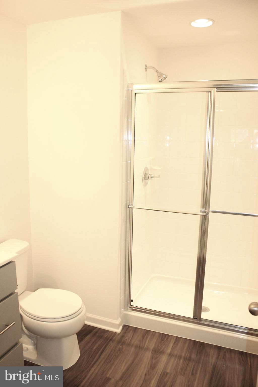 FREEDOM MANOR - Residential Lease