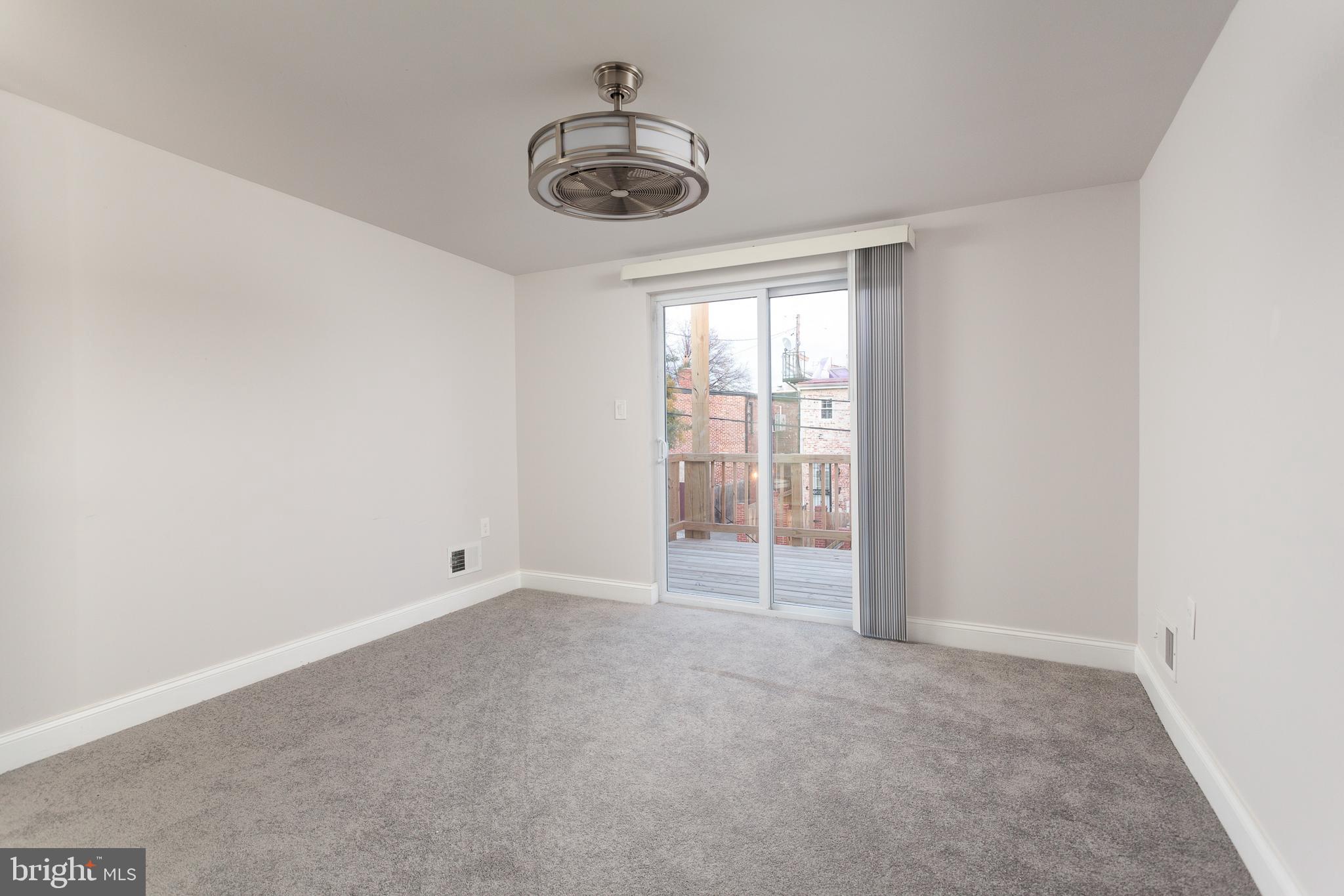 PIGTOWN - Residential