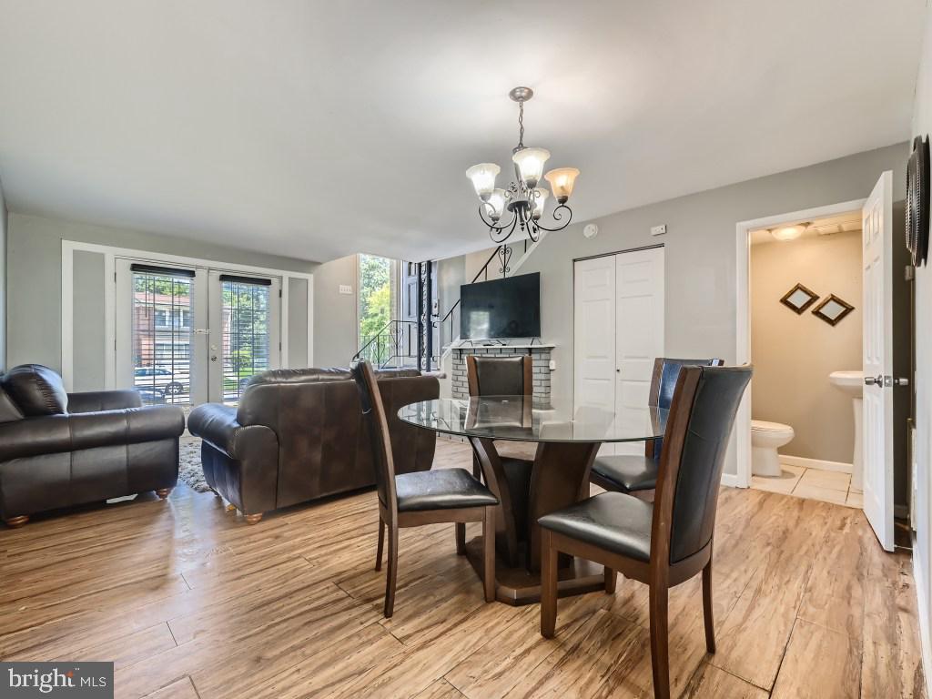 FRANKFORD - Residential