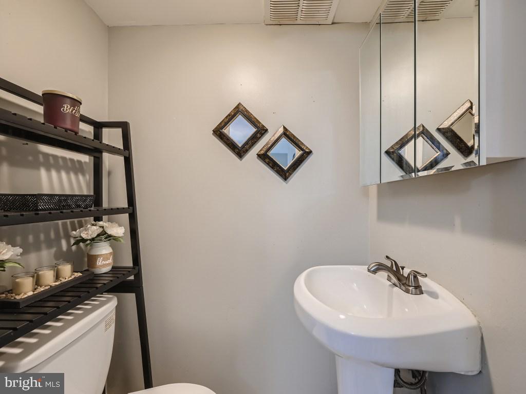 FRANKFORD - Residential