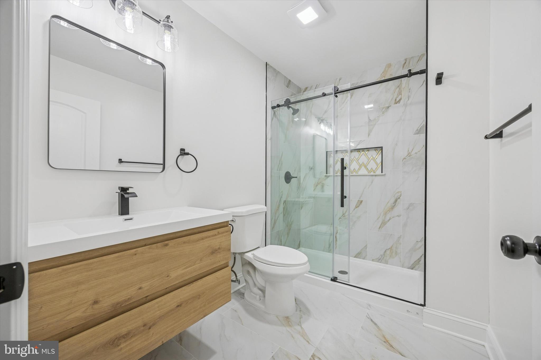 FEASTERVILLE - Residential