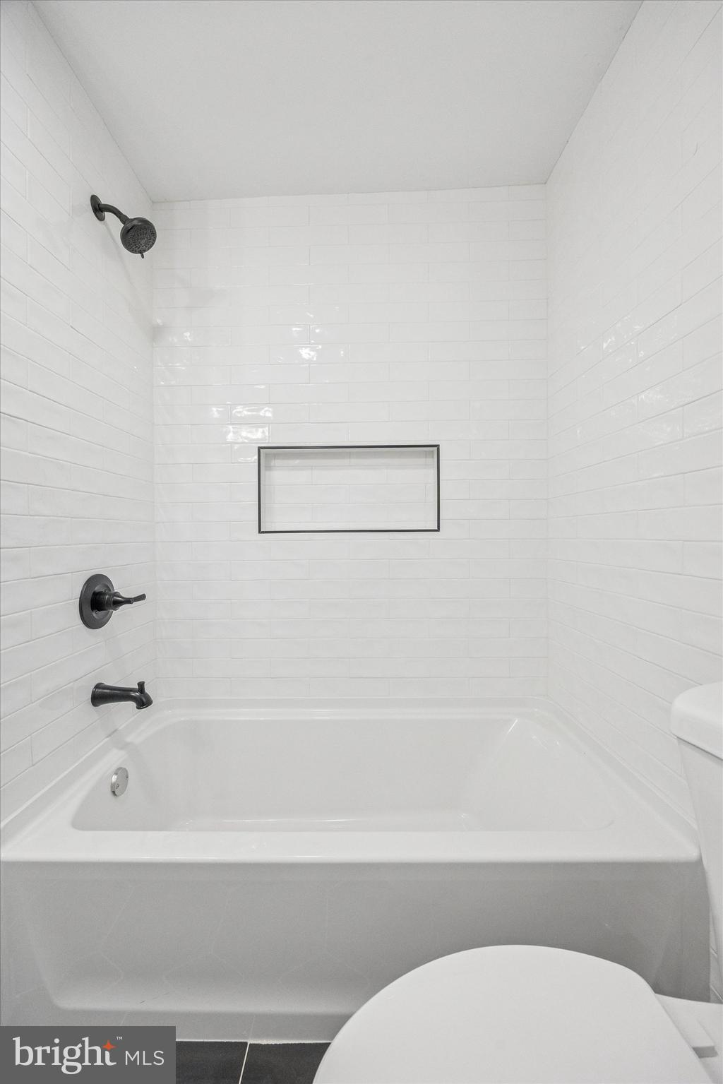 FEASTERVILLE - Residential