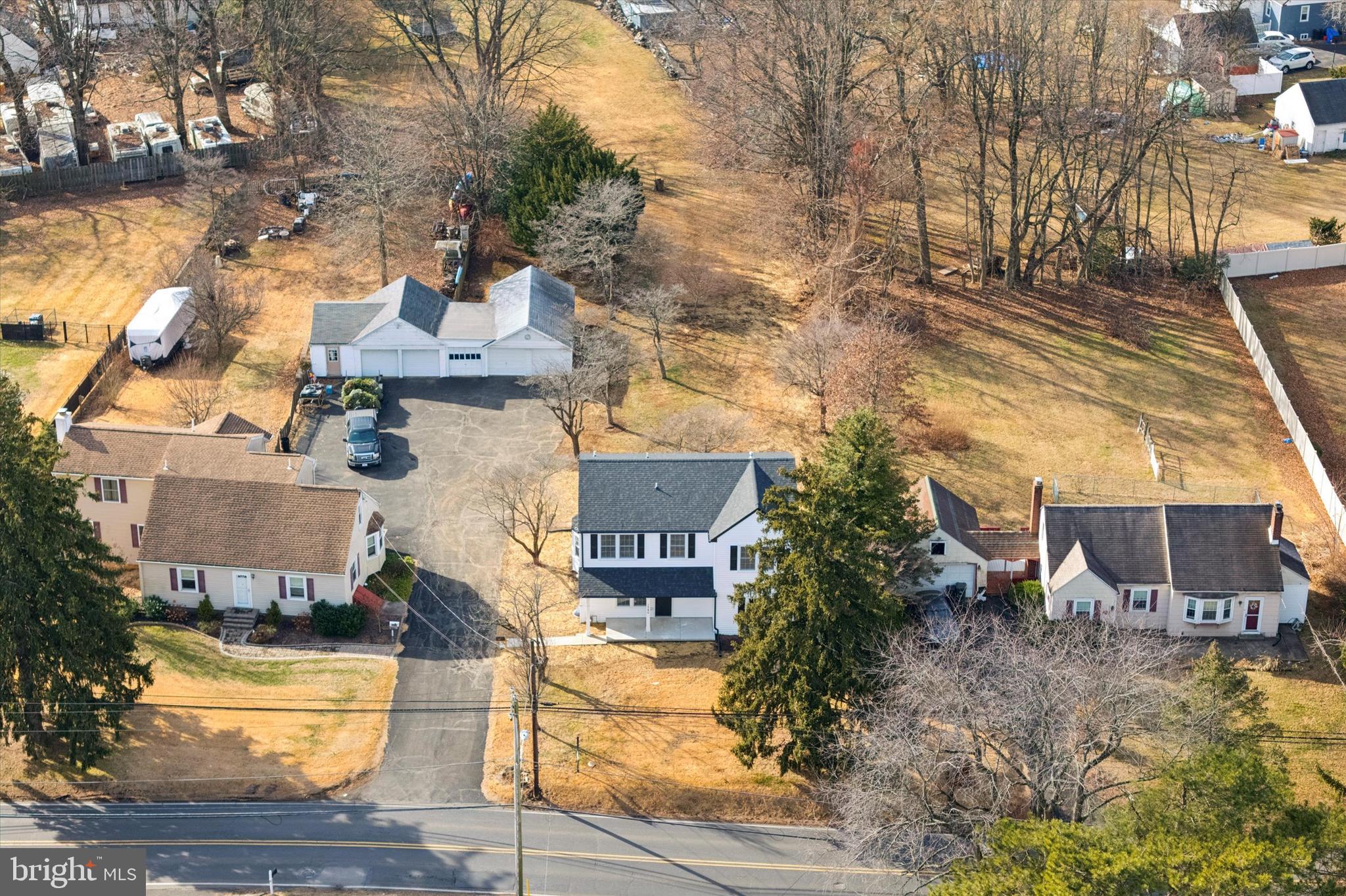 FEASTERVILLE - Residential