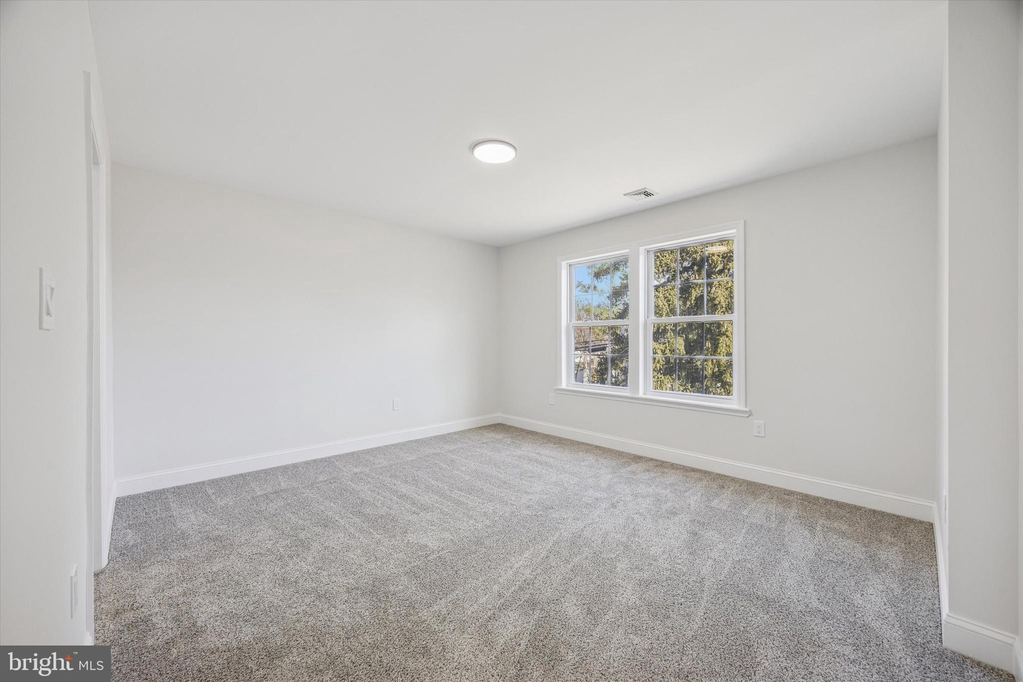 FEASTERVILLE - Residential