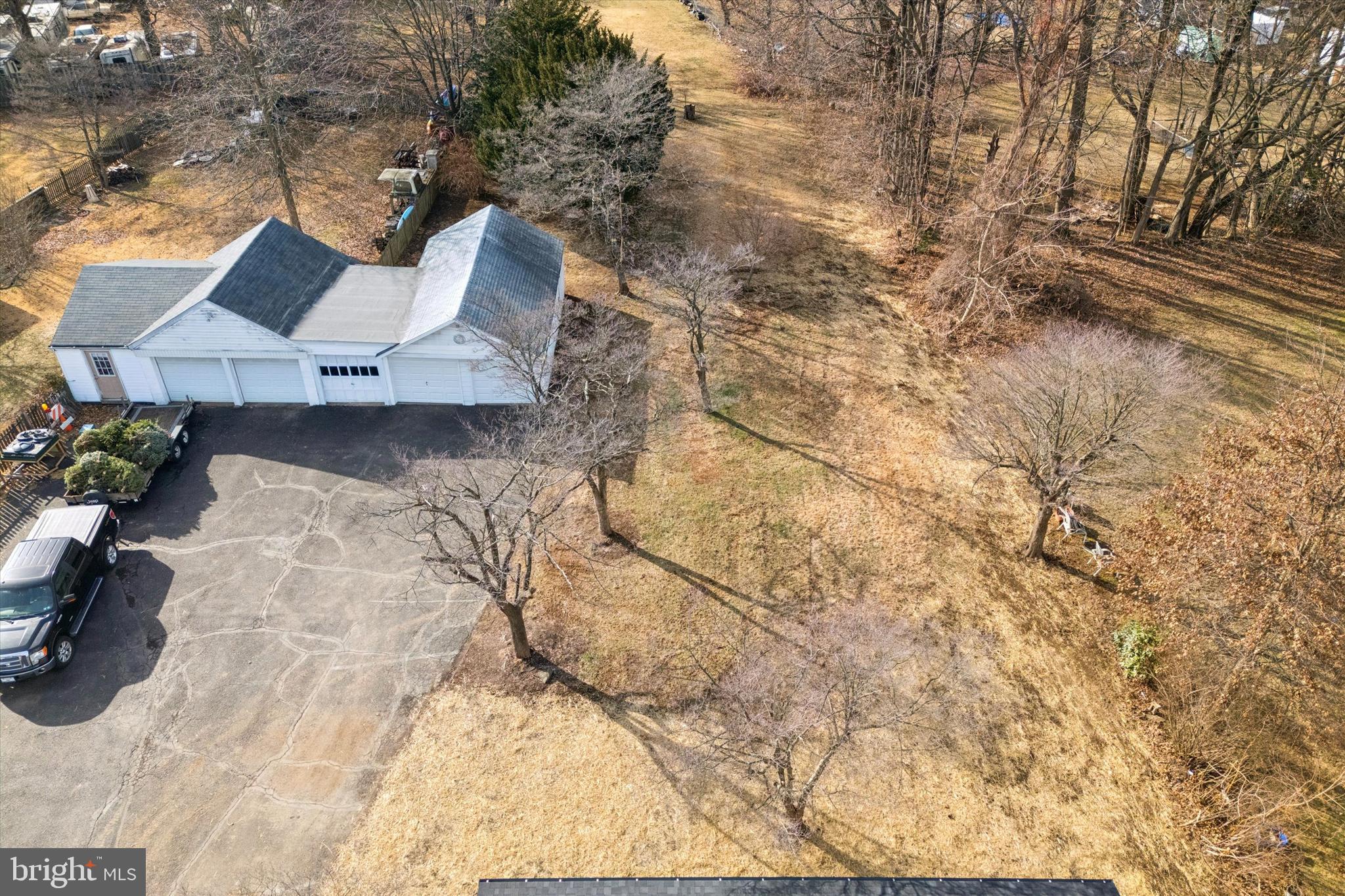 FEASTERVILLE - Residential