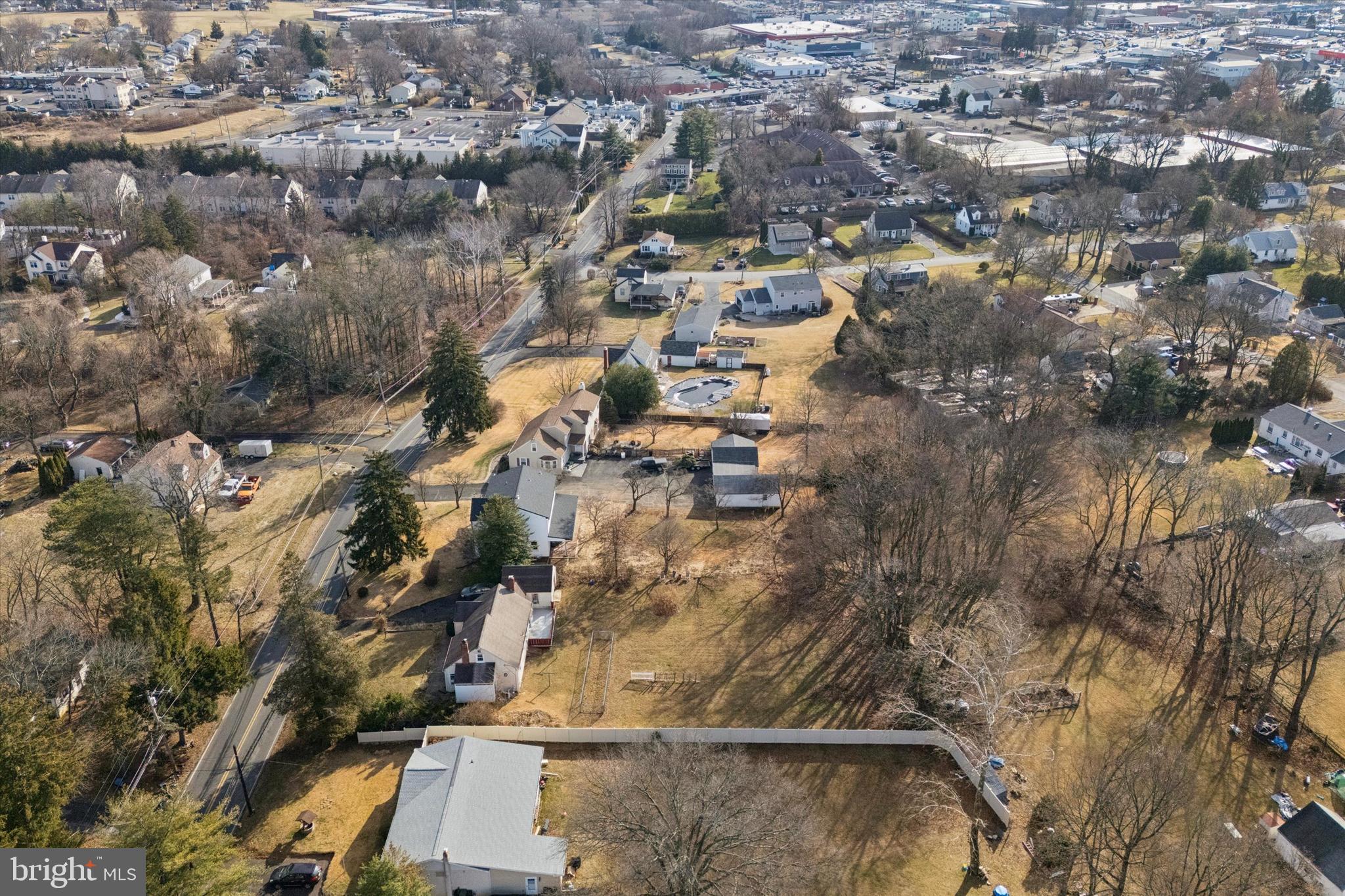 FEASTERVILLE - Residential