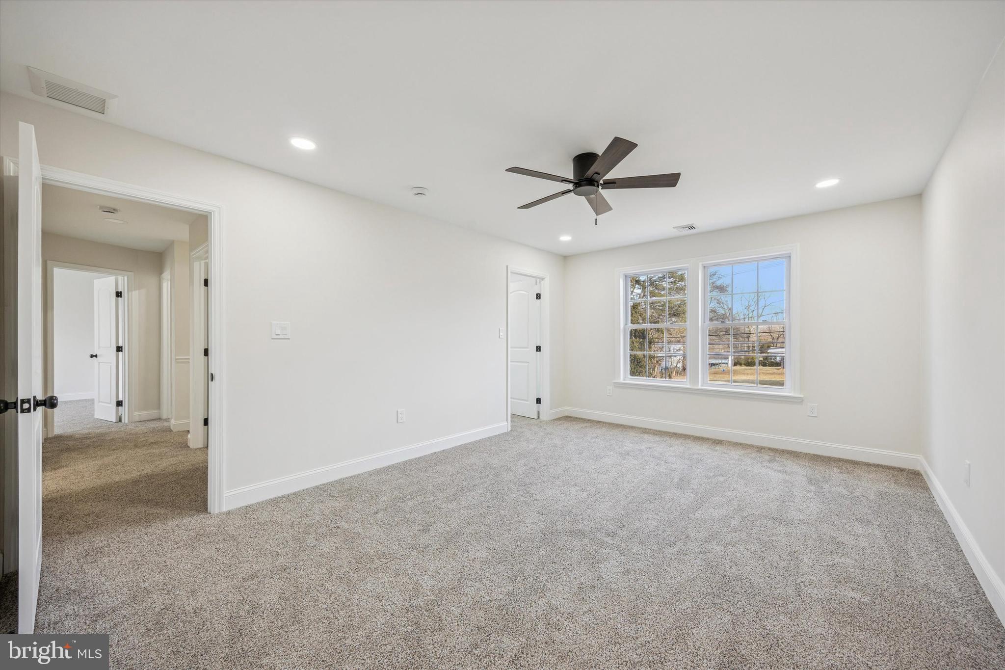 FEASTERVILLE - Residential