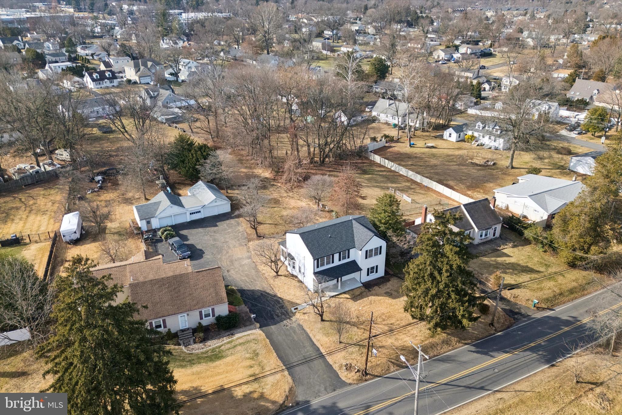 FEASTERVILLE - Residential