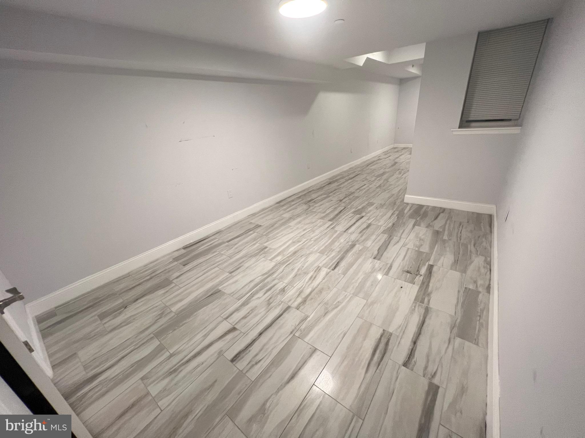 WEST POPLAR - Residential Lease