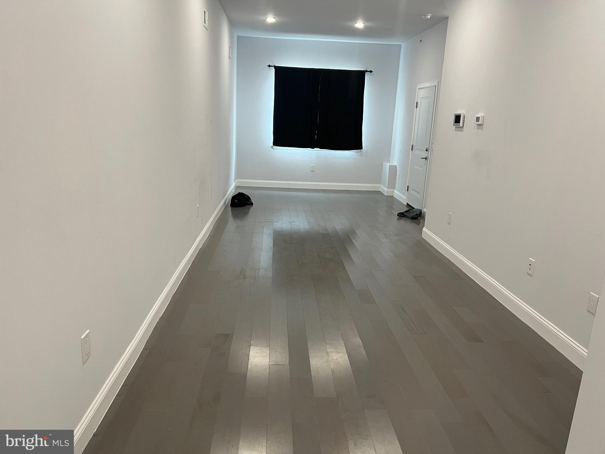 WEST POPLAR - Residential Lease