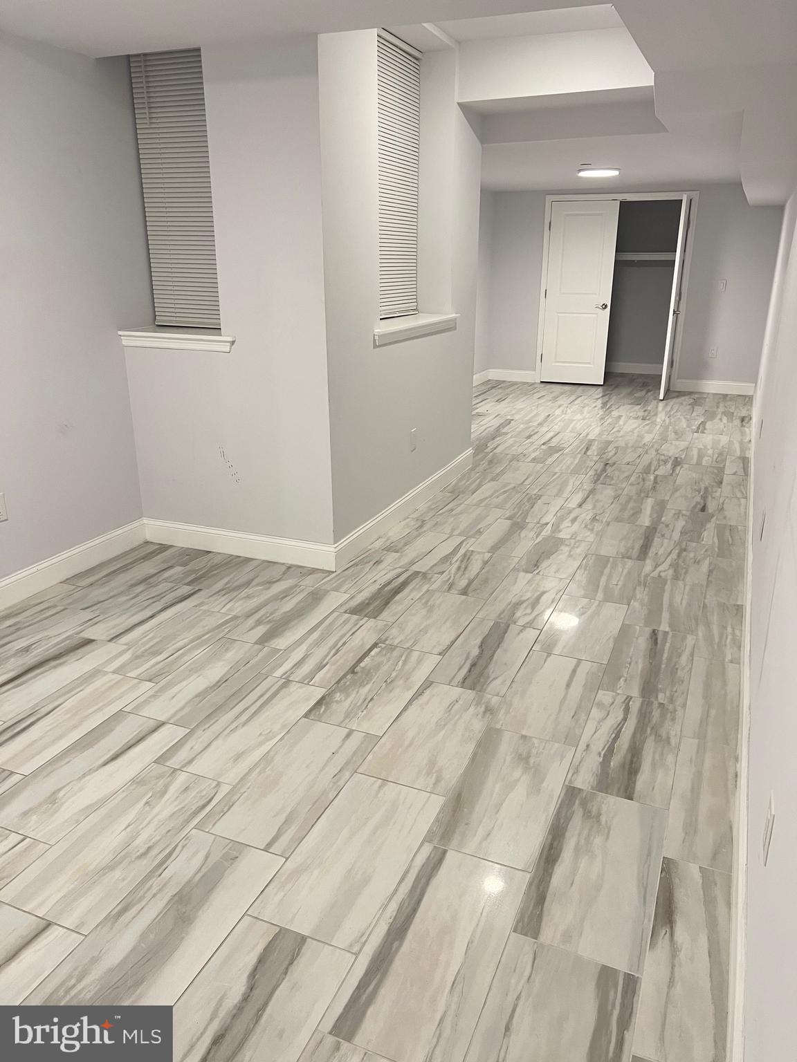 WEST POPLAR - Residential Lease