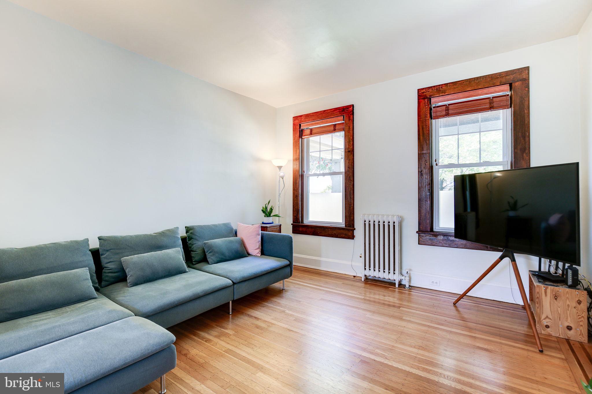 WYMAN PARK HAMPDEN - Residential