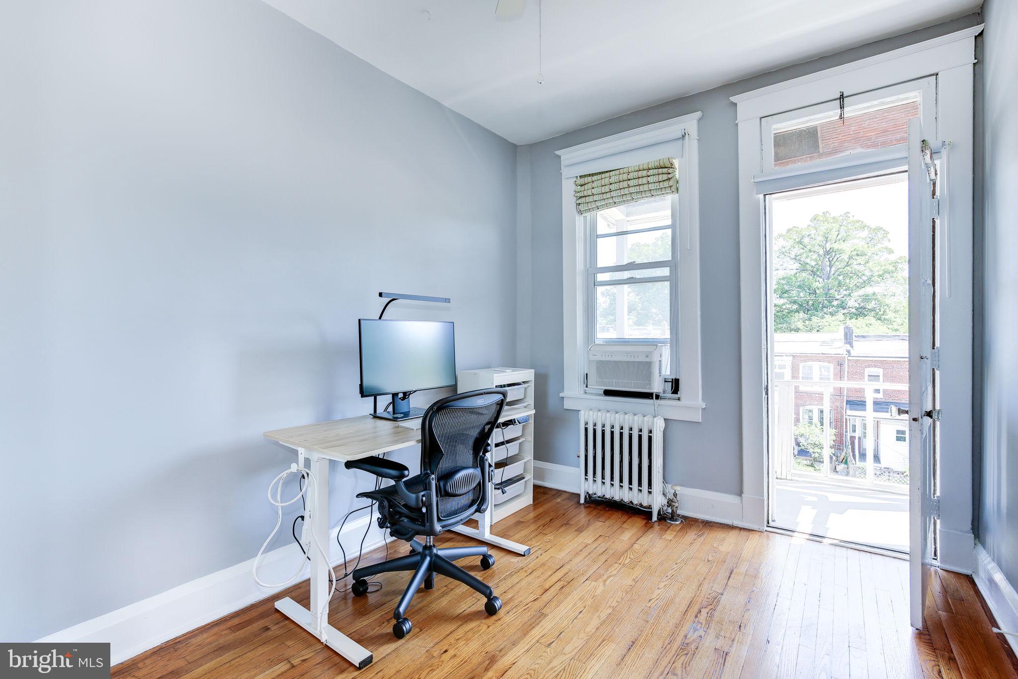 WYMAN PARK HAMPDEN - Residential