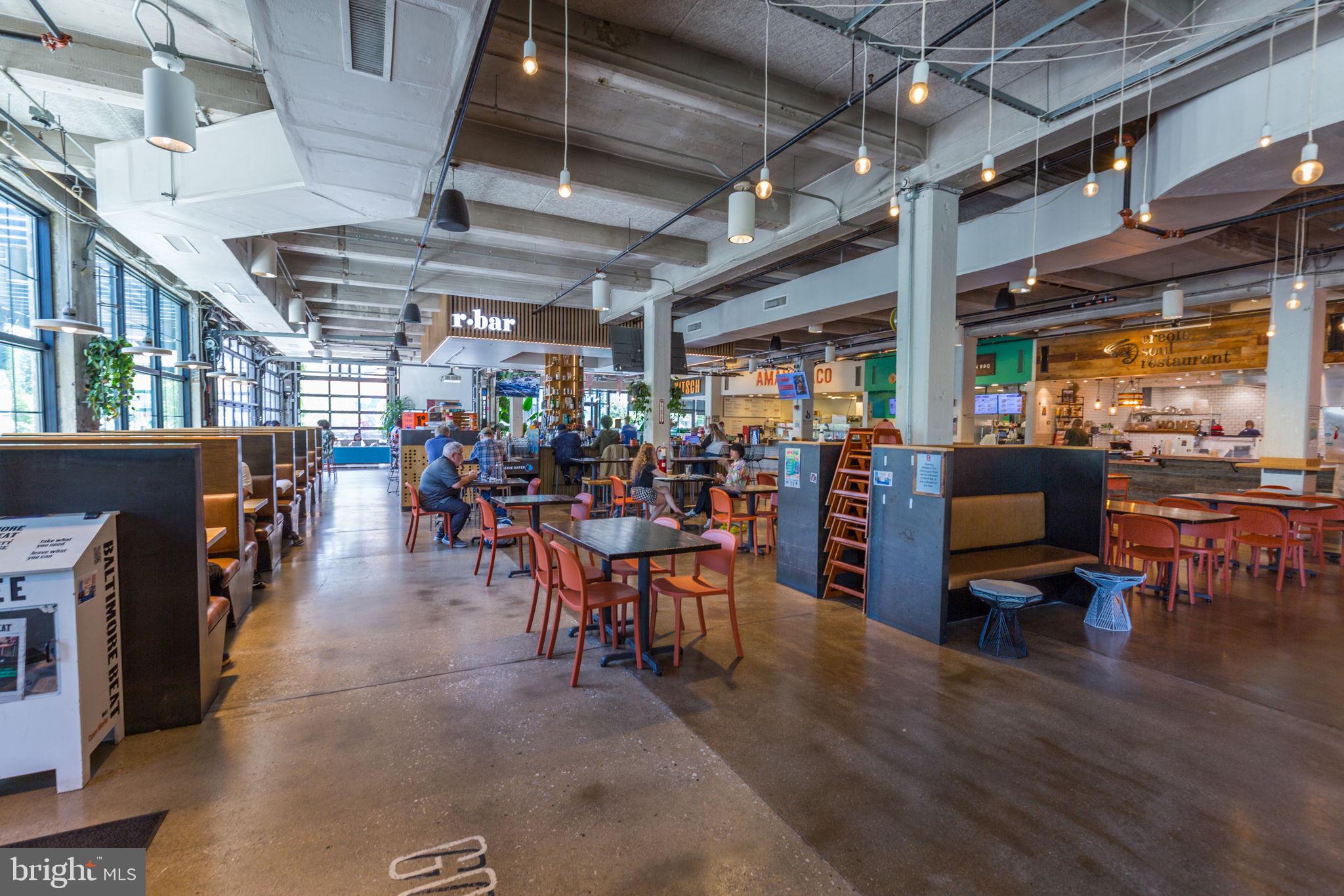 WYMAN PARK HAMPDEN - Residential