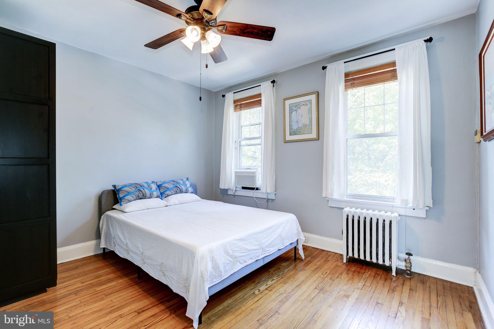 WYMAN PARK HAMPDEN - Residential