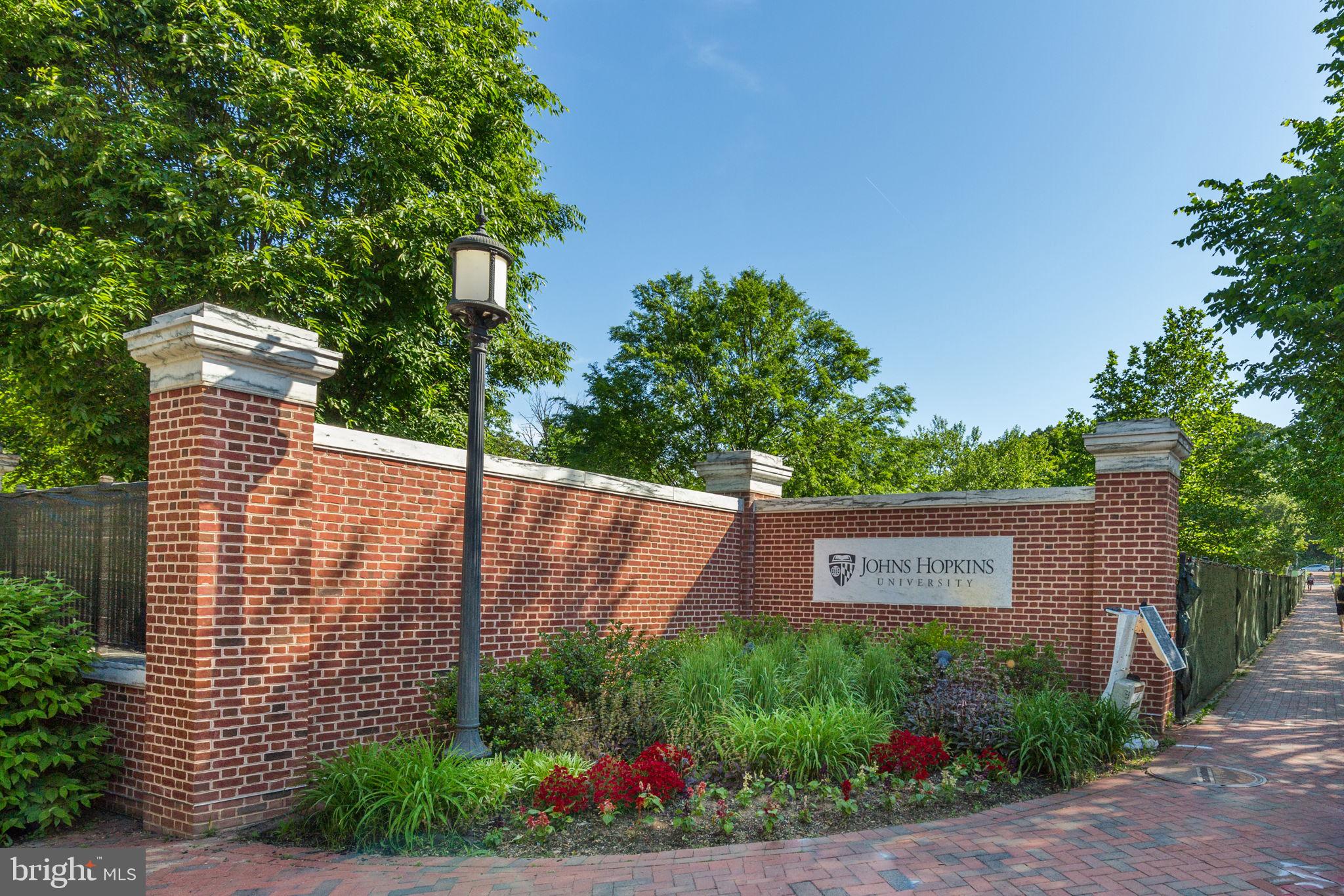 WYMAN PARK HAMPDEN - Residential