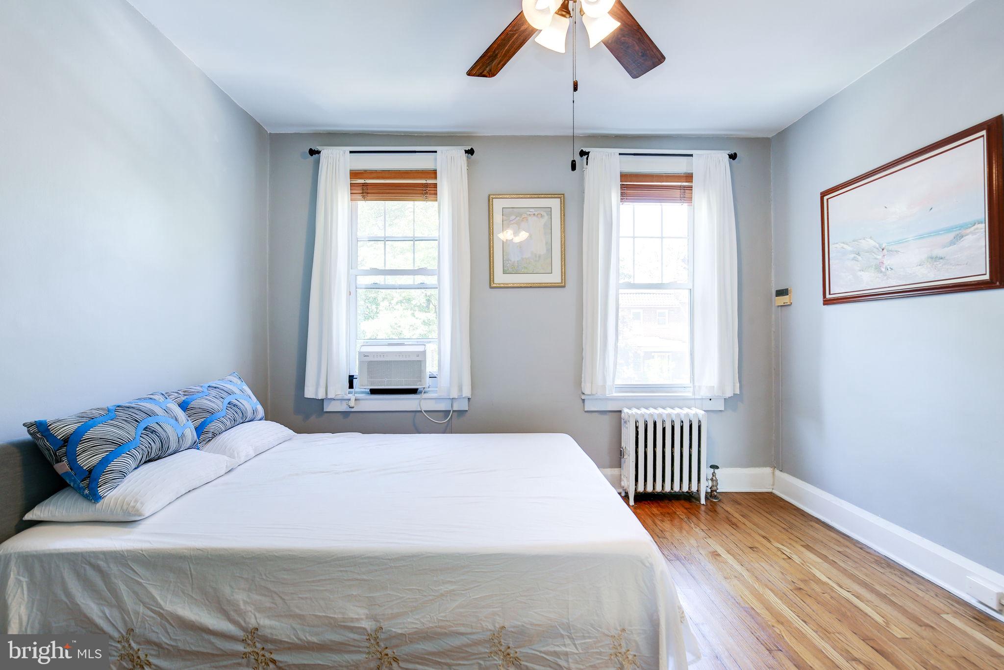 WYMAN PARK HAMPDEN - Residential