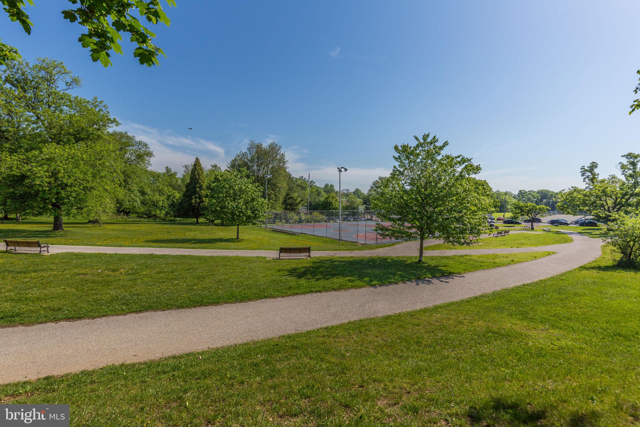 WYMAN PARK HAMPDEN - Residential