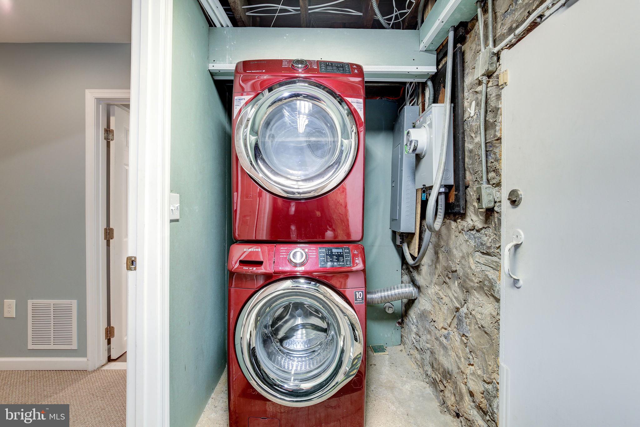 WYMAN PARK HAMPDEN - Residential