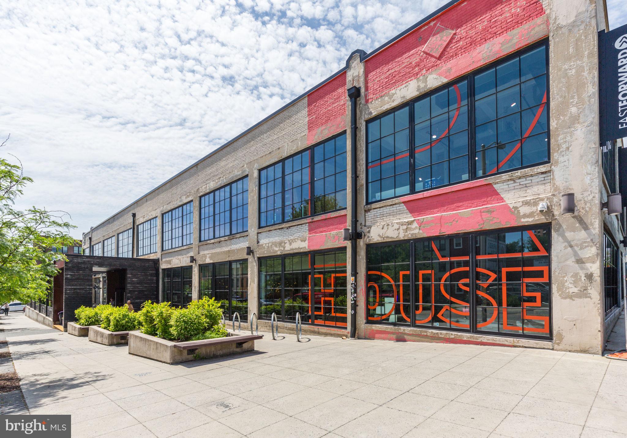 WYMAN PARK HAMPDEN - Residential